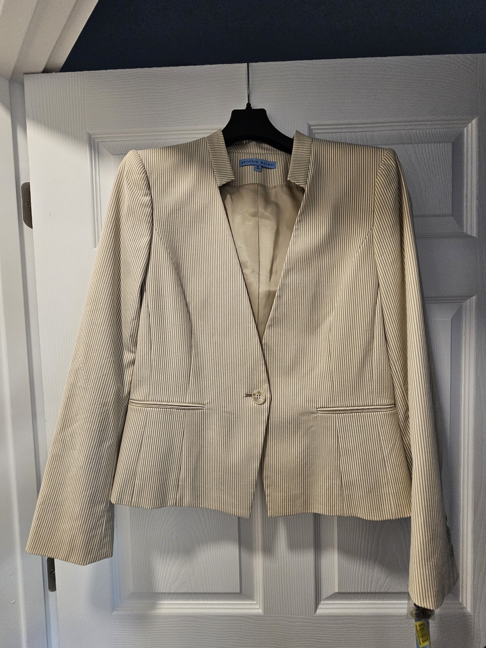 ANTONIO MELANI Cream Pinstripe Collarless Blazer